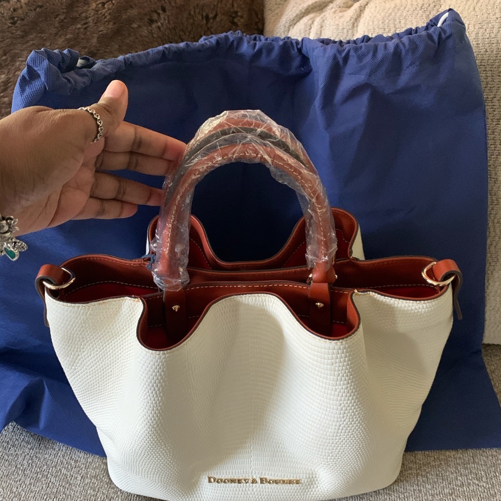 Dooney & Bourke bag